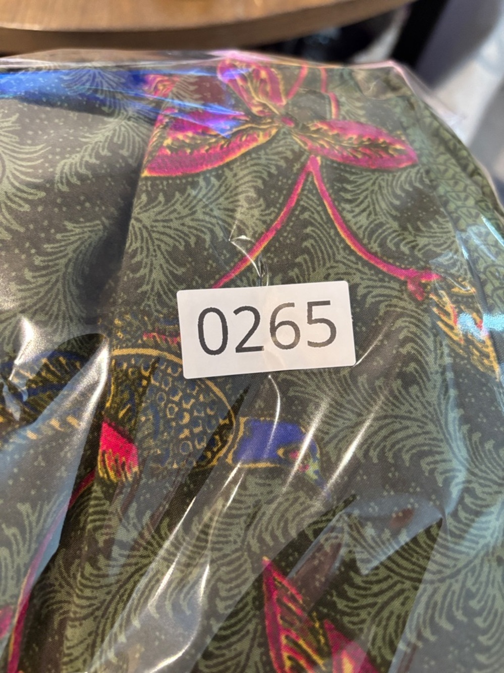 Anthropologie Olive Floral & Butterfly Relaxed Pants. Size XS - Picture 10 of 10
